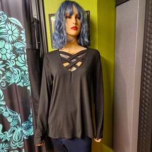 No Boundaries XL (15-17) black long sleeve